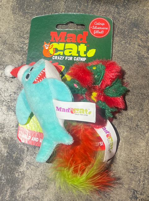 MAD CAT® SUGARPLUM SHARK
TOY W/CATNIP